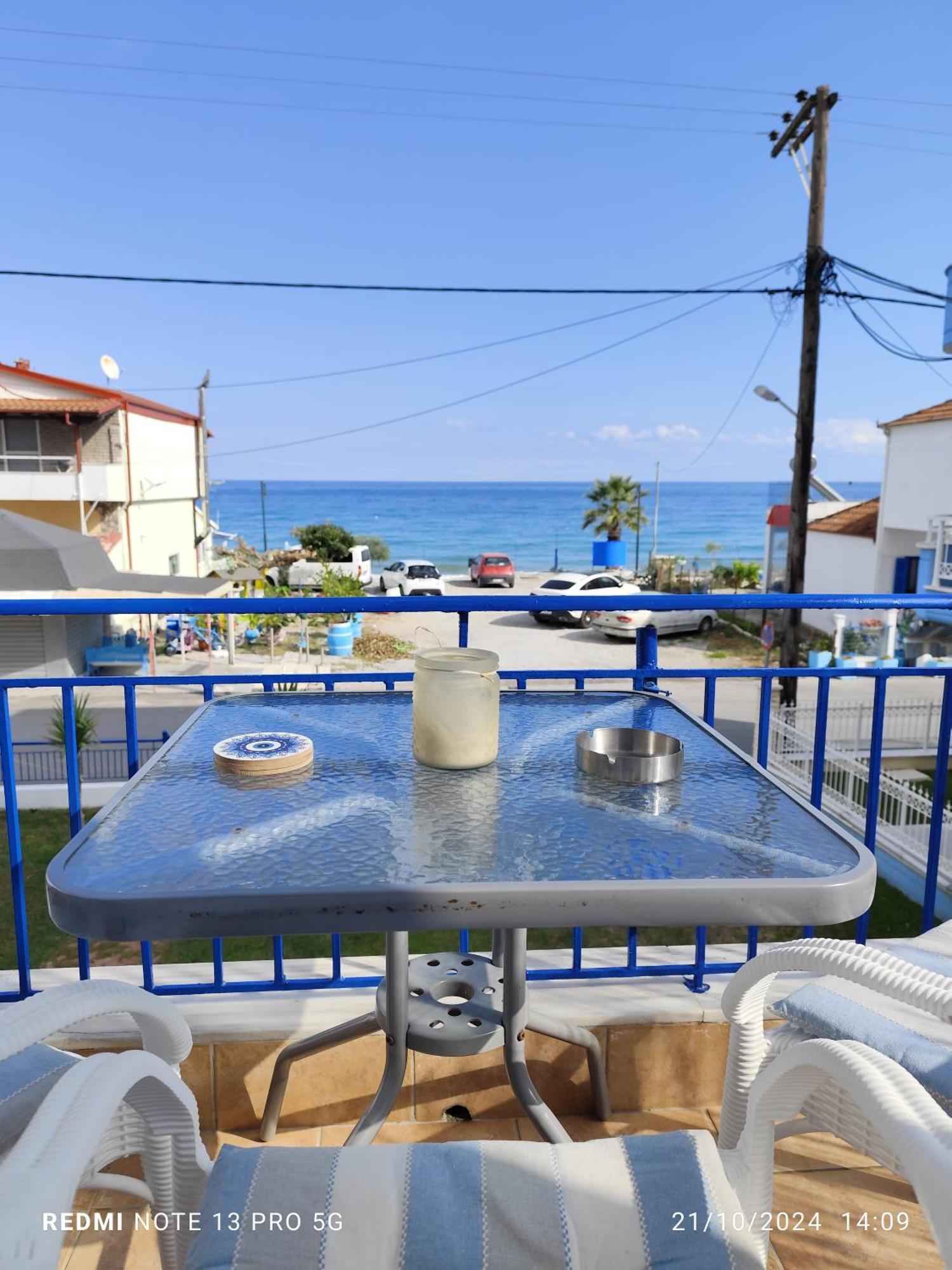 Mana Mia Seaside Apartments Λεπτοκαρυά Εξωτερικό φωτογραφία